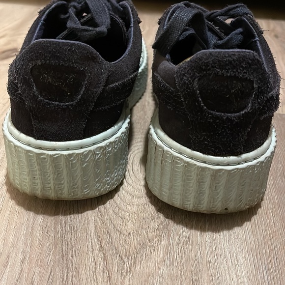 Fenty Puma Sneakers - Picture 3 of 5